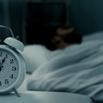 Gustavo Luíz Guilherme Pinto mostra dicas práticas para dormir melhor sem o uso de remédios.