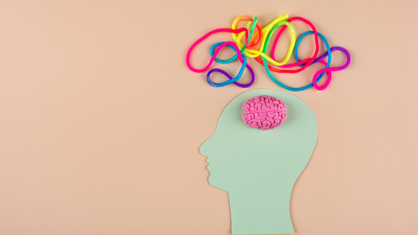 Kelsem Ricardo Rios Lima mostra como identificar e aplicar estratégias práticas para lidar com o déficit de atenção na escola.