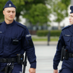 Ernesto Kenji Igarashi destaca como o treinamento padronizado eleva a segurança em operações policiais.