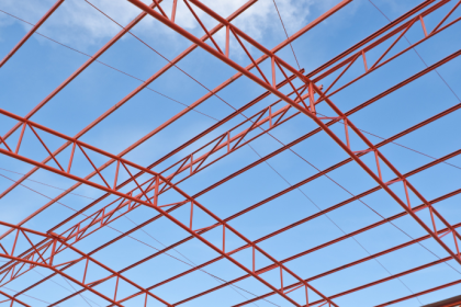 Saiba como escolher entre laje treliçada e nervurada para sua obra com orientações técnicas de Valderci Malagosini Machado.