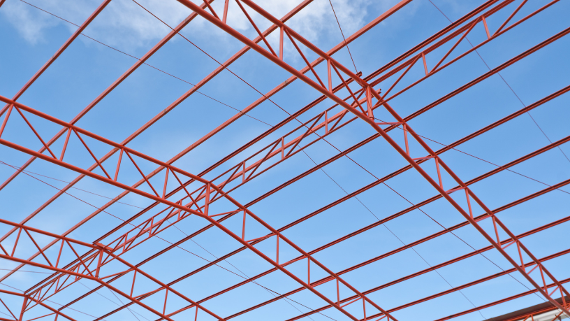 Saiba como escolher entre laje treliçada e nervurada para sua obra com orientações técnicas de Valderci Malagosini Machado.