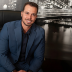 Felipe Rassi explica por que o mercado de créditos estressados ganhou relevância no Brasil e como fatores econômicos e jurídicos ampliaram o interesse por esse segmento.